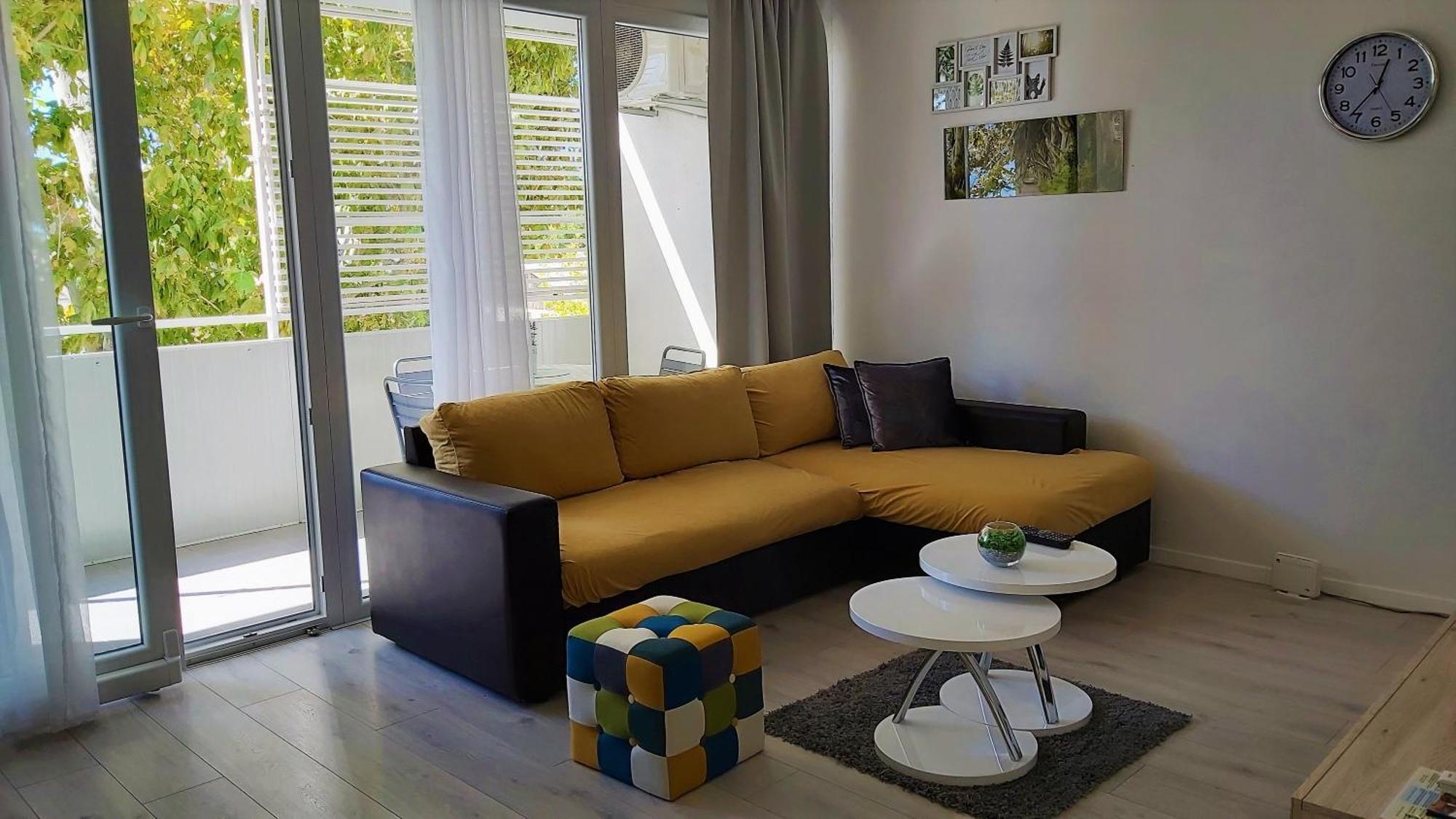 Apartment Punta Omis Luaran gambar